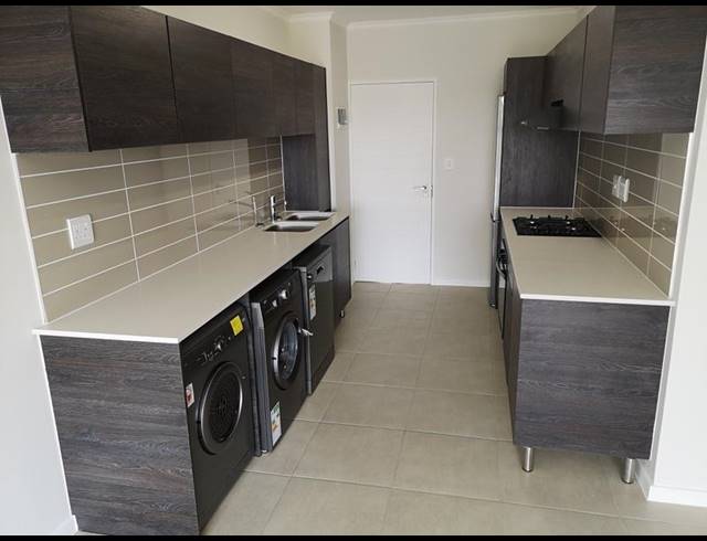 1 BEDROOM APARTMENT FOR SALE IN OLIVEDALE